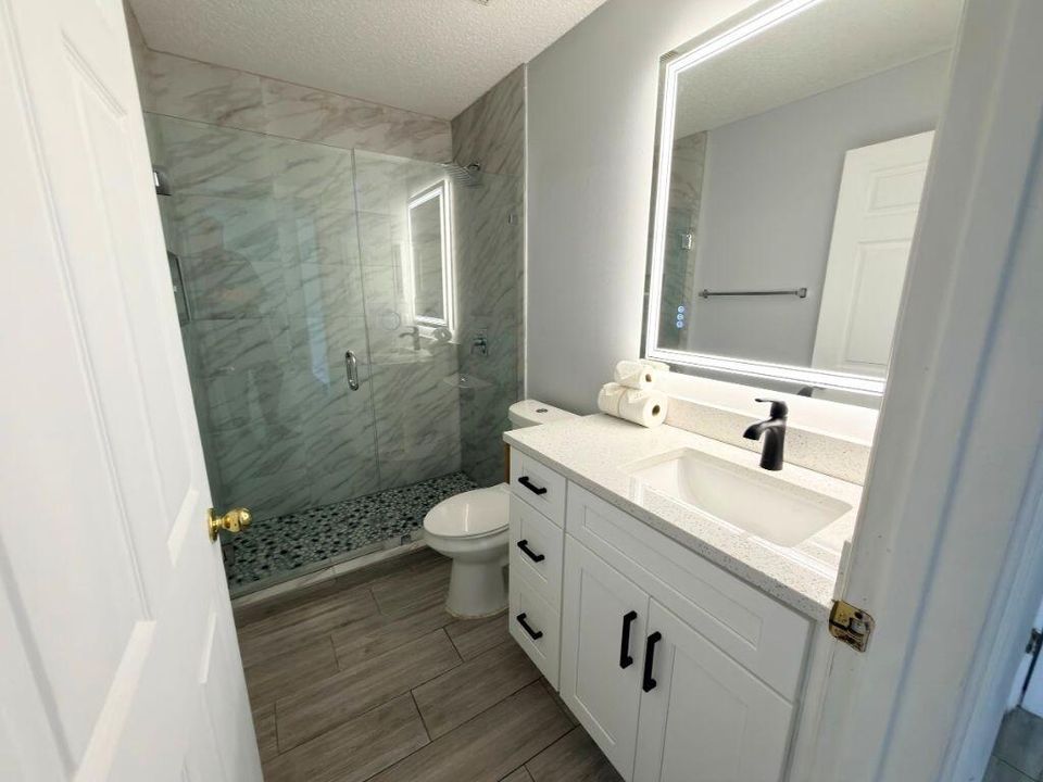 待售: $495,000 (4 贝兹, 2 浴室, 2322 平方英尺)