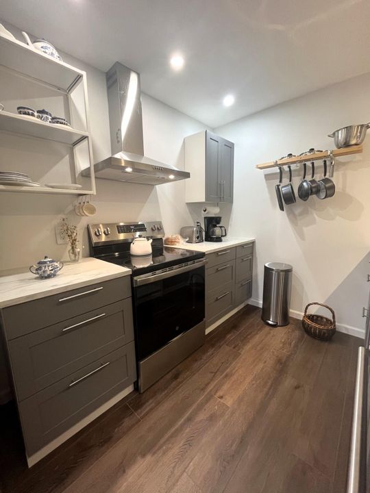 For Sale: $312,000 (2 beds, 2 baths, 1236 Square Feet)