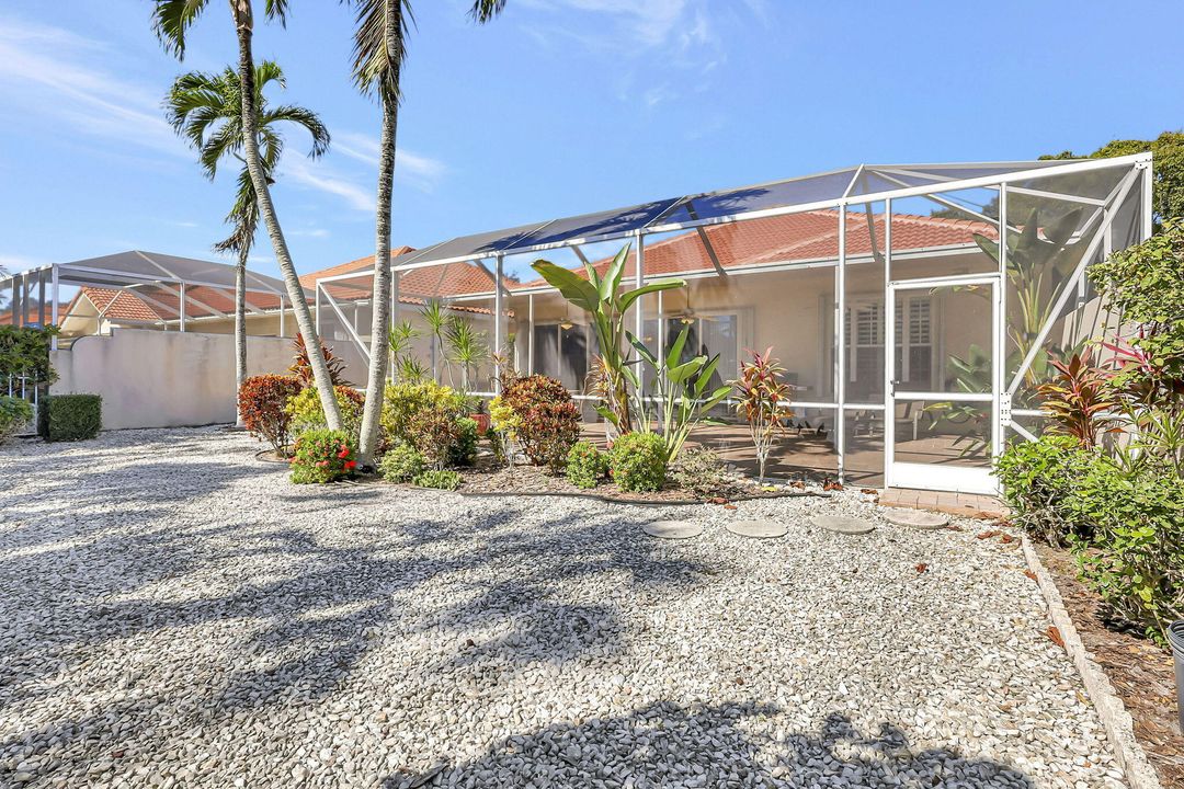 Activo con contrato: $699,000 (3 camas, 3 baños, 2024 Pies cuadrados)