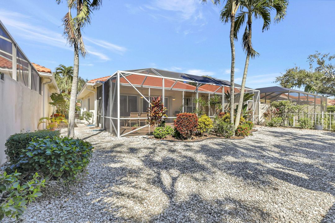 Activo con contrato: $699,000 (3 camas, 3 baños, 2024 Pies cuadrados)