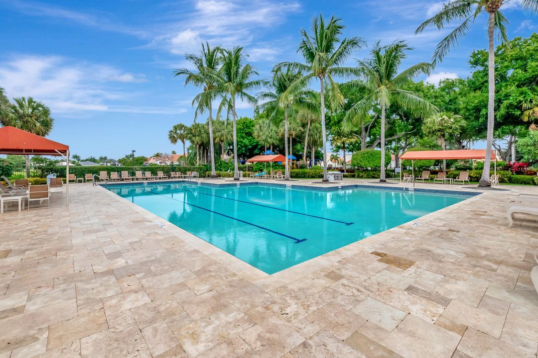 For Sale: $1,200,000 (4 beds, 3 baths, 2505 Square Feet)