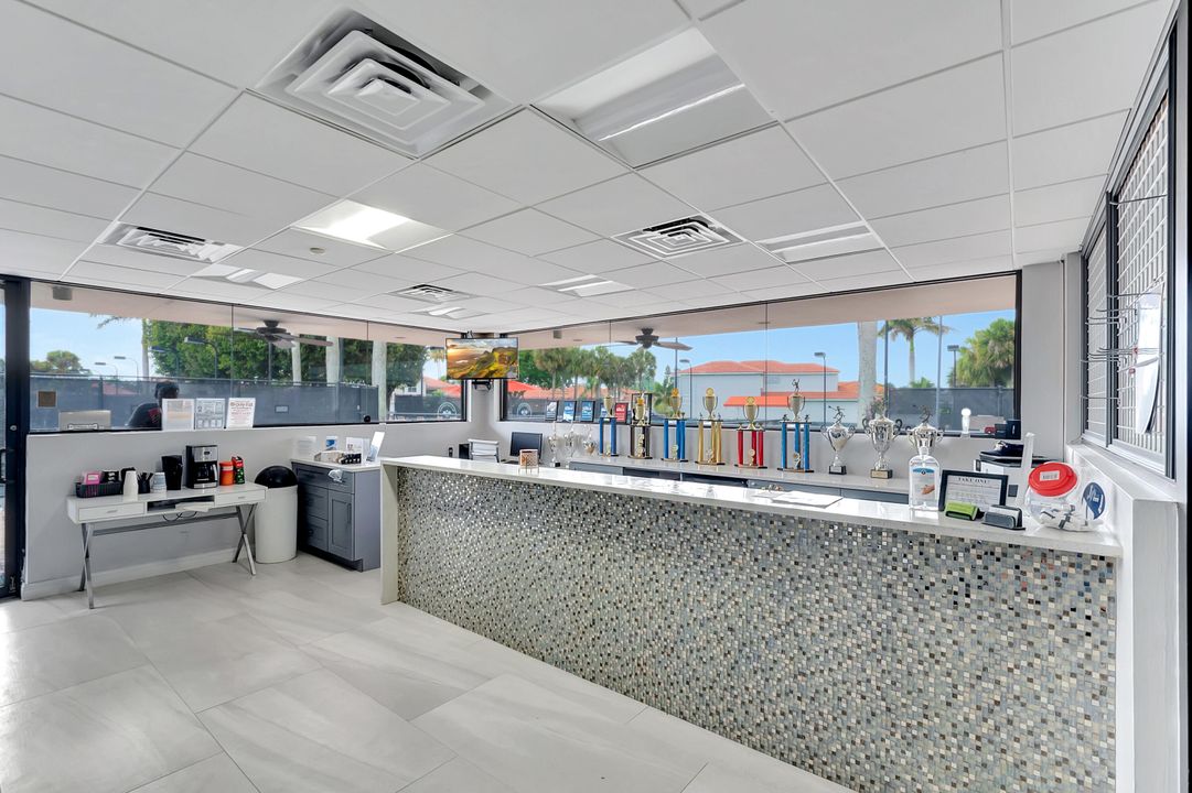 For Sale: $1,200,000 (4 beds, 3 baths, 2505 Square Feet)