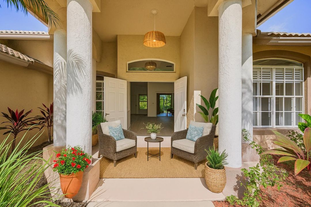 For Sale: $1,189,000 (4 beds, 2 baths, 2500 Square Feet)