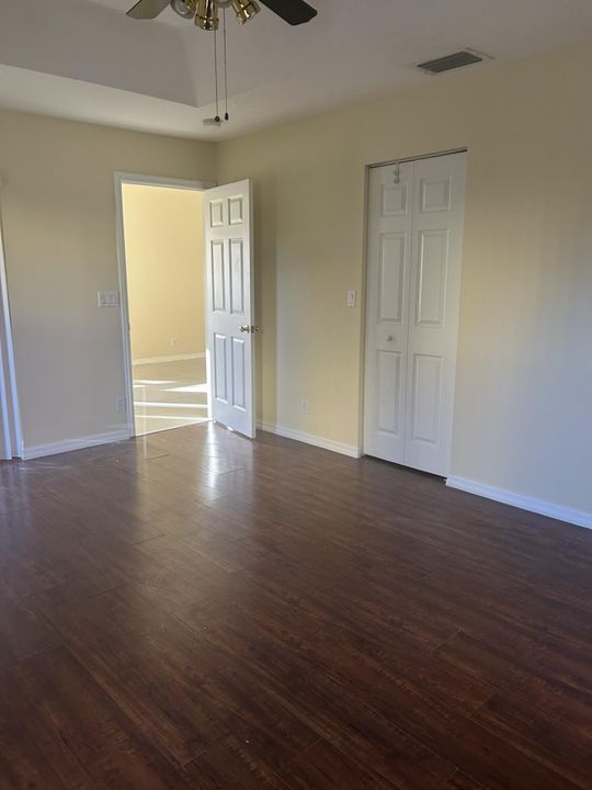 For Rent: $3,400 (4 beds, 2 baths, 1580 Square Feet)