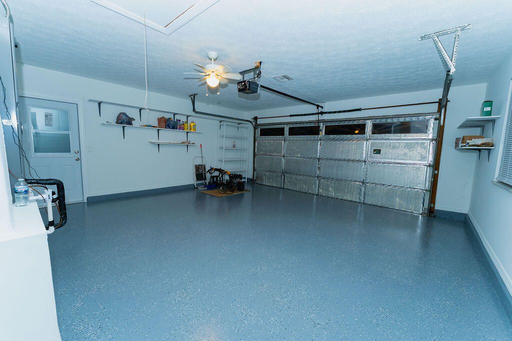 For Sale: $475,000 (4 beds, 2 baths, 1914 Square Feet)