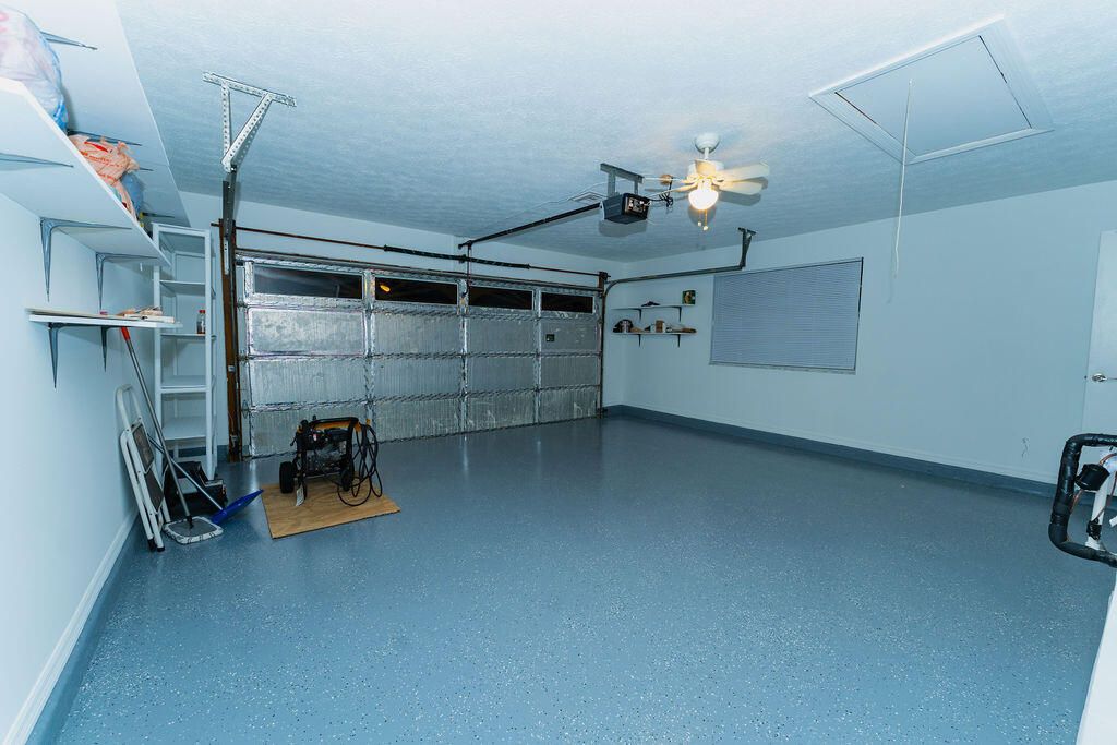 For Sale: $475,000 (4 beds, 2 baths, 1914 Square Feet)