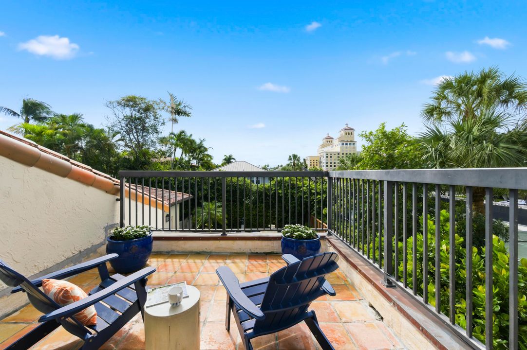 For Rent: $40,000 (3 beds, 4 baths, 2903 Square Feet)