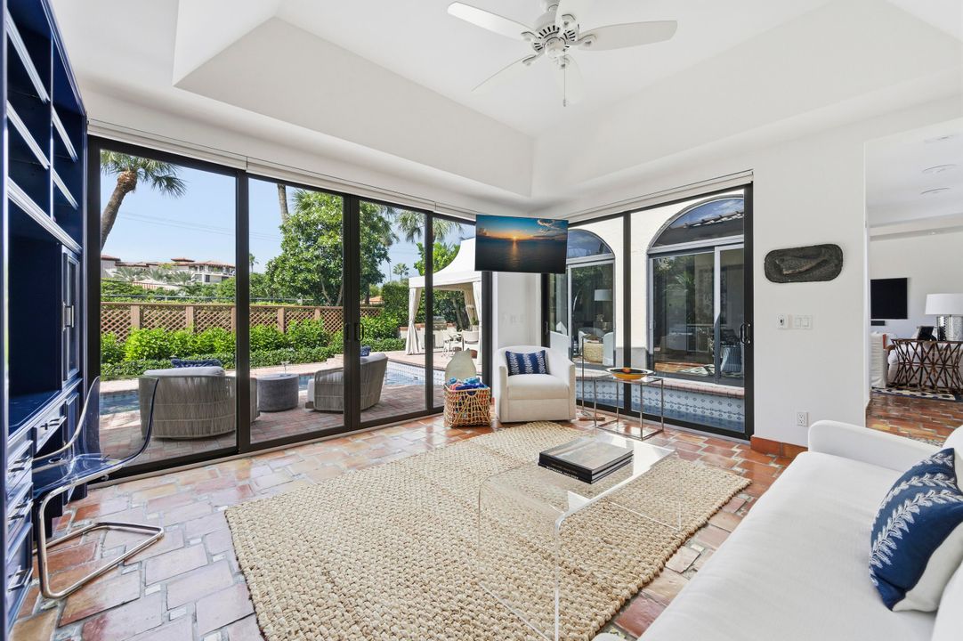 For Rent: $40,000 (3 beds, 4 baths, 2903 Square Feet)