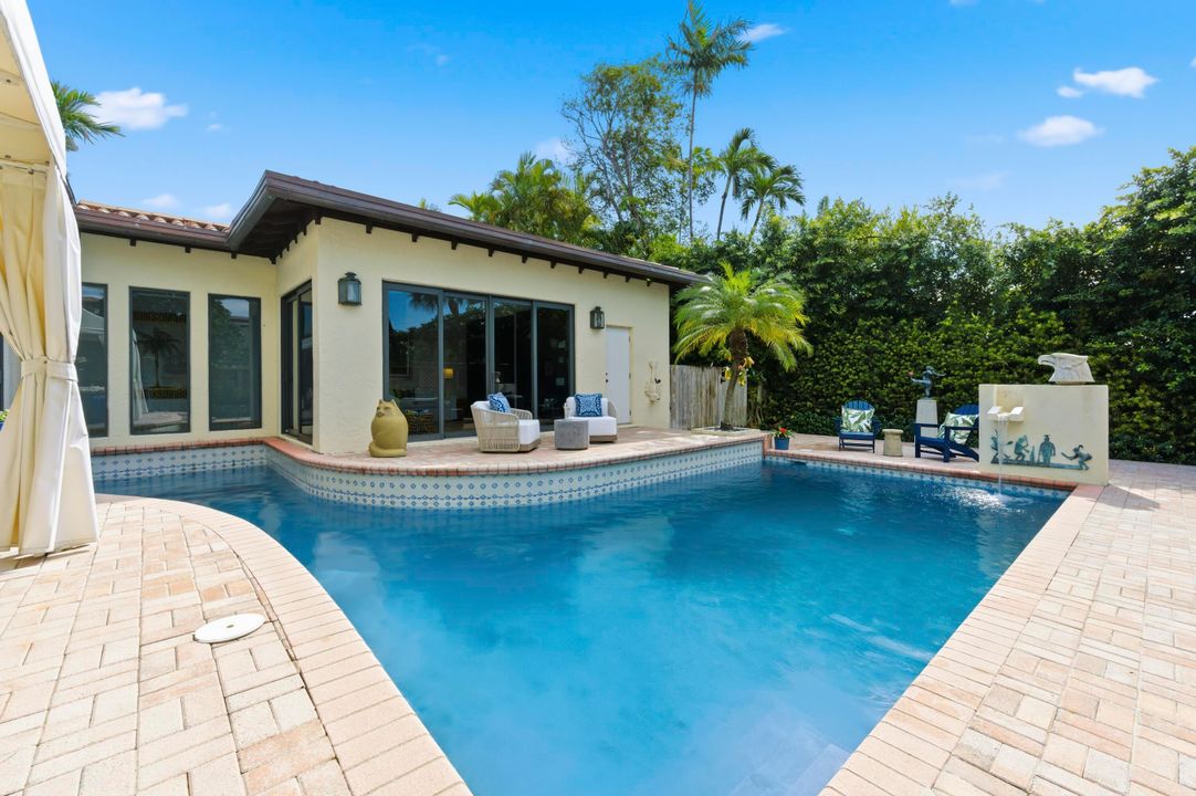 For Rent: $40,000 (3 beds, 4 baths, 2903 Square Feet)