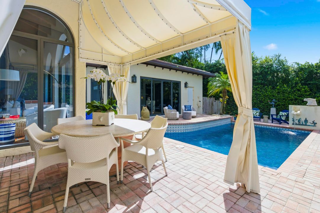 For Rent: $40,000 (3 beds, 4 baths, 2903 Square Feet)