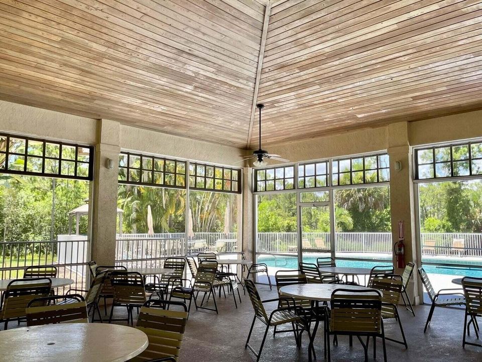 For Sale: $365,000 (3 beds, 2 baths, 1484 Square Feet)