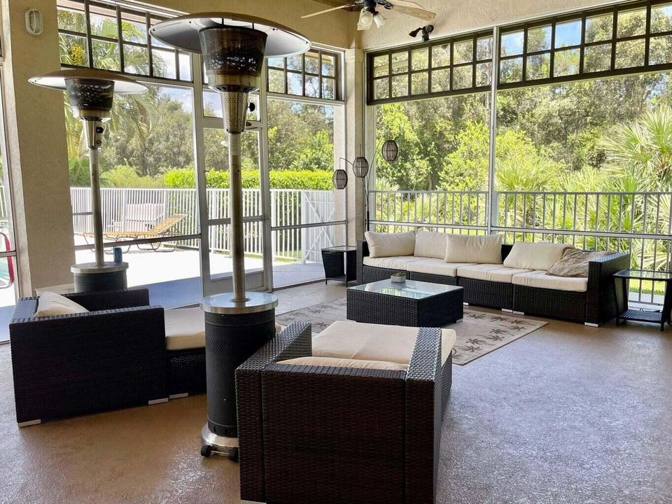 For Sale: $365,000 (3 beds, 2 baths, 1484 Square Feet)