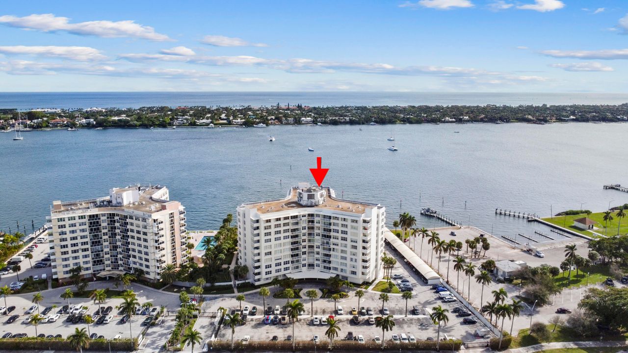 For Sale: $1,500,000 (2 beds, 2 baths, 1480 Square Feet)