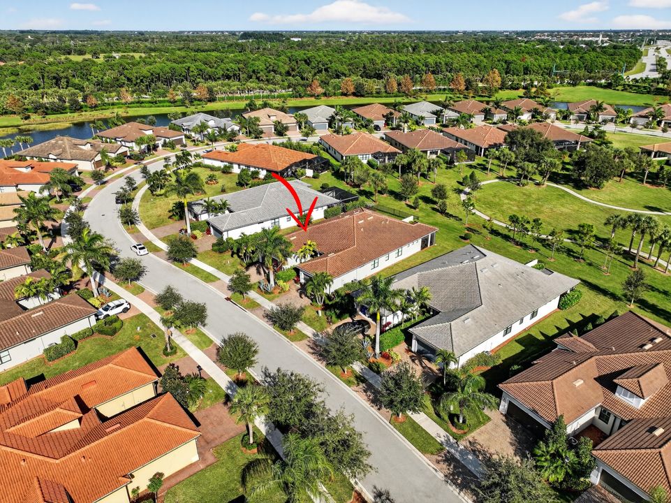 En Venta: $425,000 (2 camas, 2 baños, 1559 Pies cuadrados)