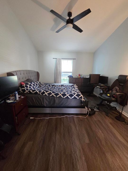 For Sale: $365,000 (3 beds, 2 baths, 1484 Square Feet)