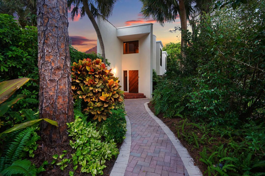 На продажу: $2,748,000 (4 спален, 3 ванн, 3954 Квадратных фут)