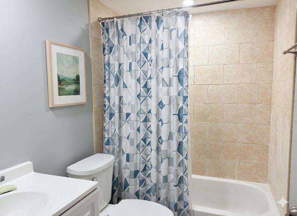 En Venta: $215,000 (2 camas, 2 baños, 880 Pies cuadrados)