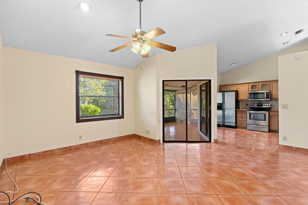 En Renta: $2,345 (2 camas, 2 baños, 1279 Pies cuadrados)