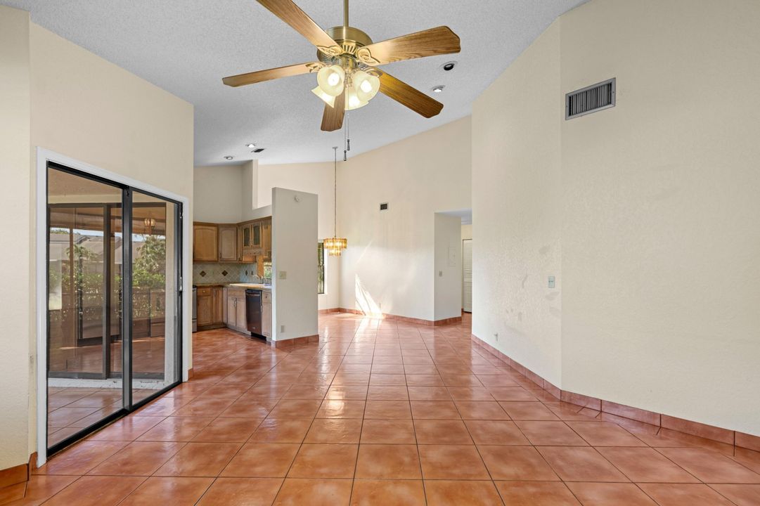 En Renta: $2,345 (2 camas, 2 baños, 1279 Pies cuadrados)