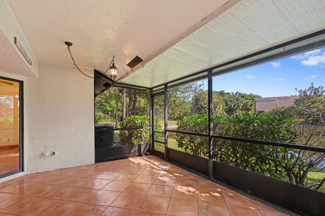 En Renta: $2,345 (2 camas, 2 baños, 1279 Pies cuadrados)