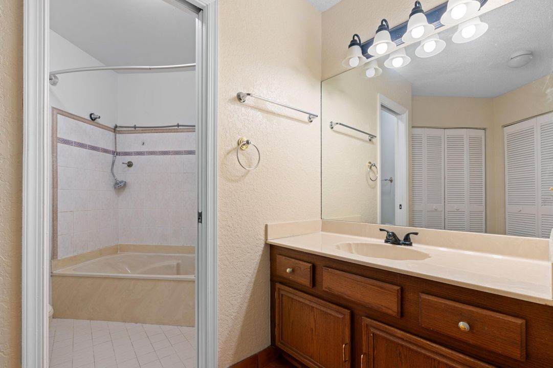 En Renta: $2,345 (2 camas, 2 baños, 1279 Pies cuadrados)