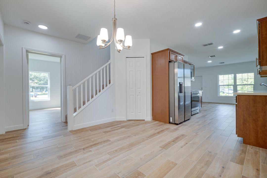 For Sale: $489,900 (4 beds, 3 baths, 1867 Square Feet)