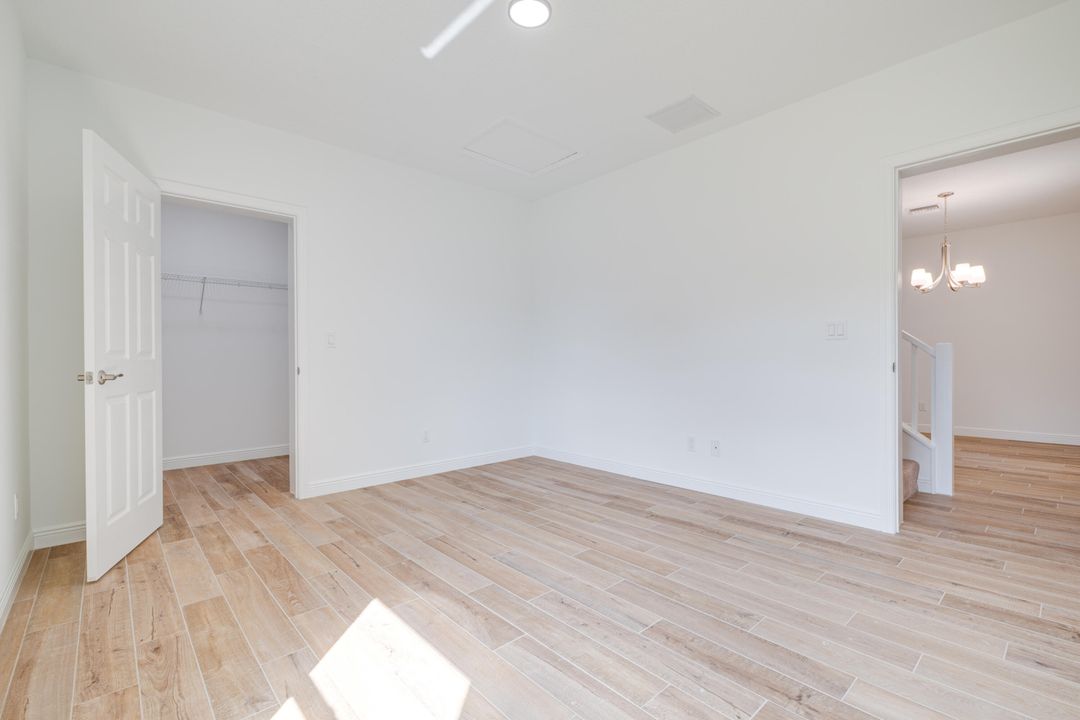 For Sale: $489,900 (4 beds, 3 baths, 1867 Square Feet)