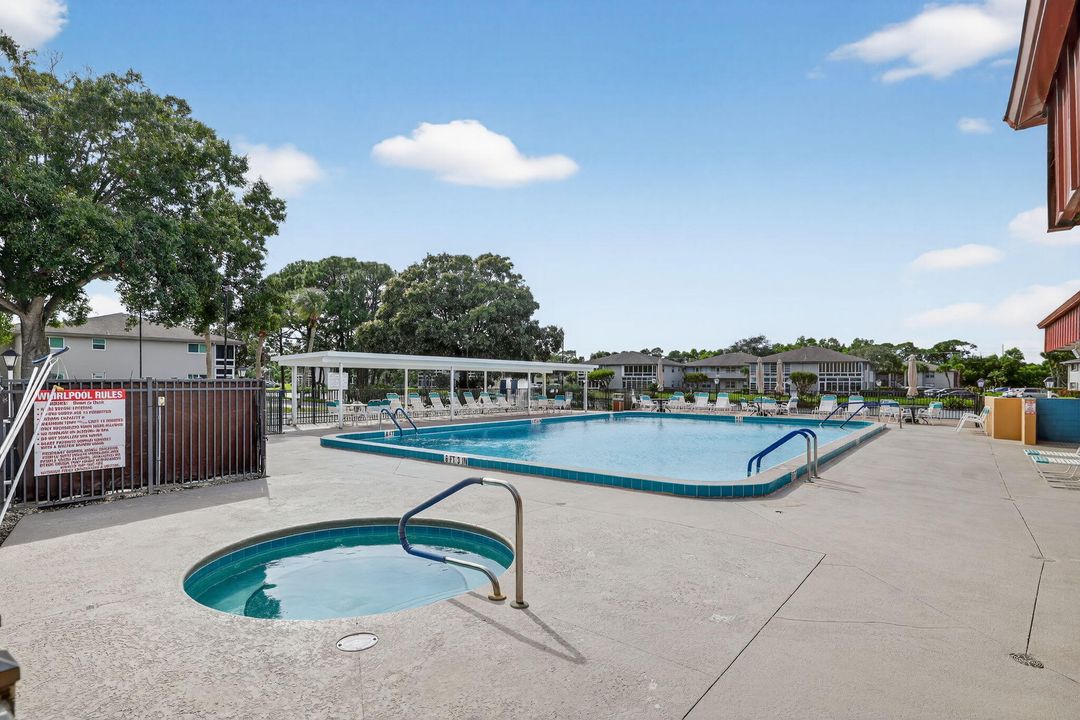 For Sale: $125,500 (1 beds, 1 baths, 680 Square Feet)