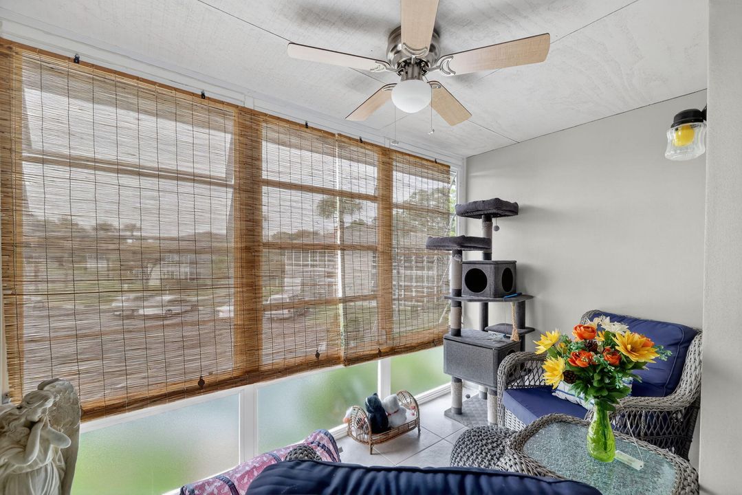 For Sale: $125,500 (1 beds, 1 baths, 680 Square Feet)