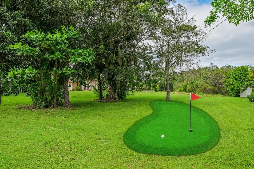 For Sale: $1,189,000 (4 beds, 2 baths, 2500 Square Feet)