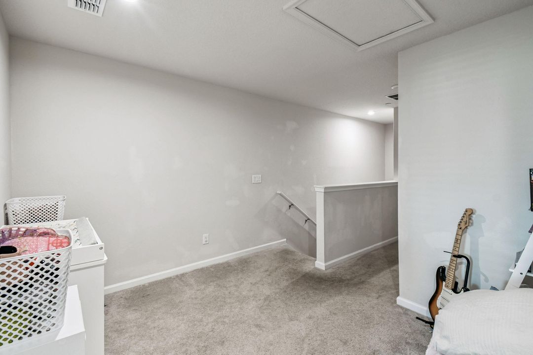 For Sale: $365,000 (3 beds, 2 baths, 1892 Square Feet)