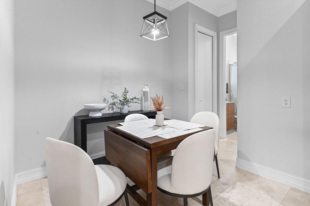 For Sale: $895,000 (3 beds, 3 baths, 1757 Square Feet)