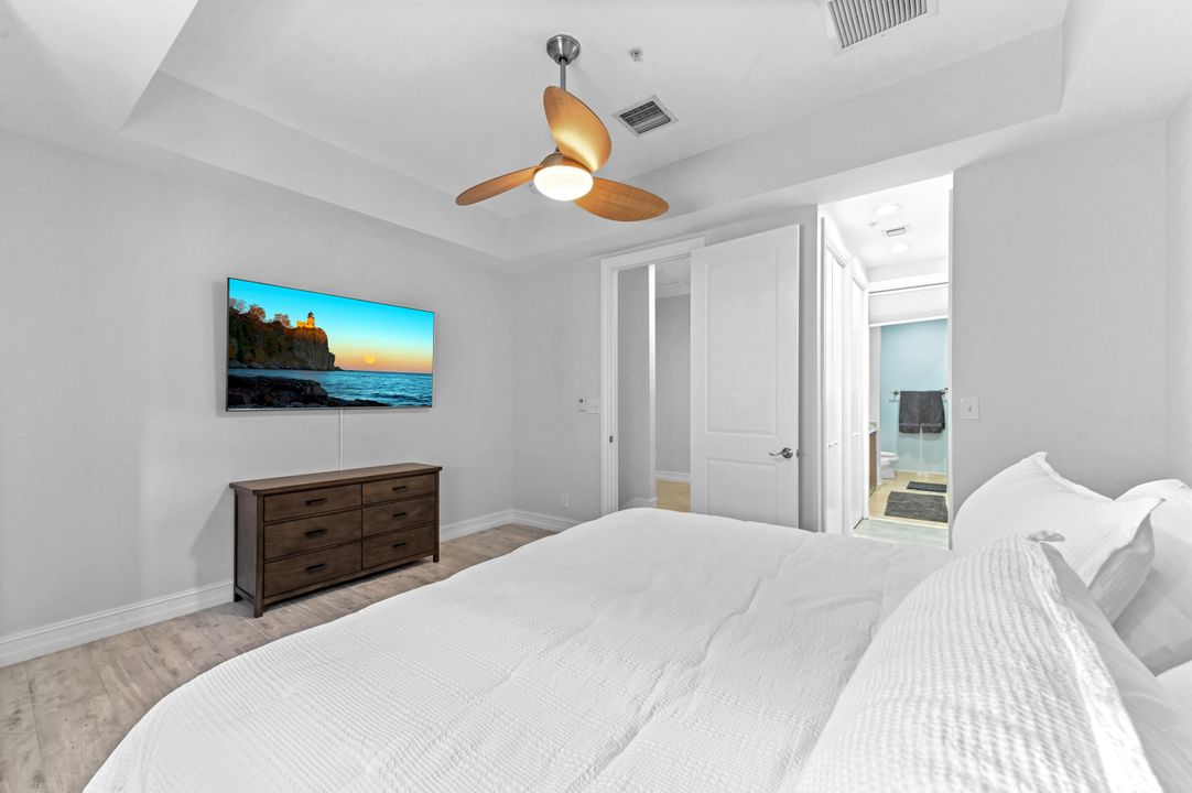 For Sale: $895,000 (3 beds, 3 baths, 1757 Square Feet)