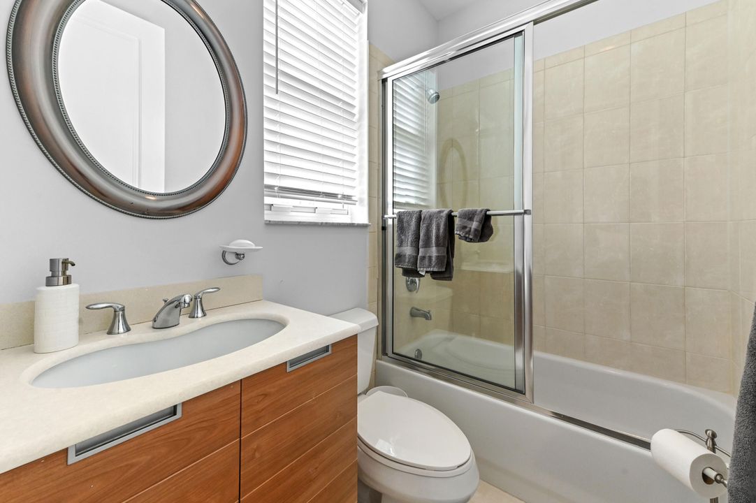 For Sale: $895,000 (3 beds, 3 baths, 1757 Square Feet)