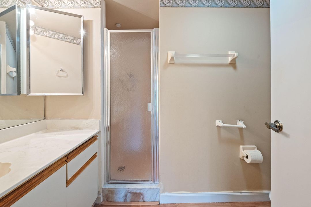 For Sale: $164,000 (2 beds, 2 baths, 1170 Square Feet)