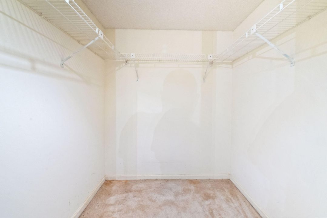 For Sale: $164,000 (2 beds, 2 baths, 1170 Square Feet)