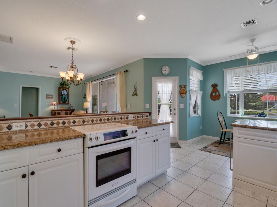 Activo con contrato: $439,900 (3 camas, 2 baños, 1664 Pies cuadrados)