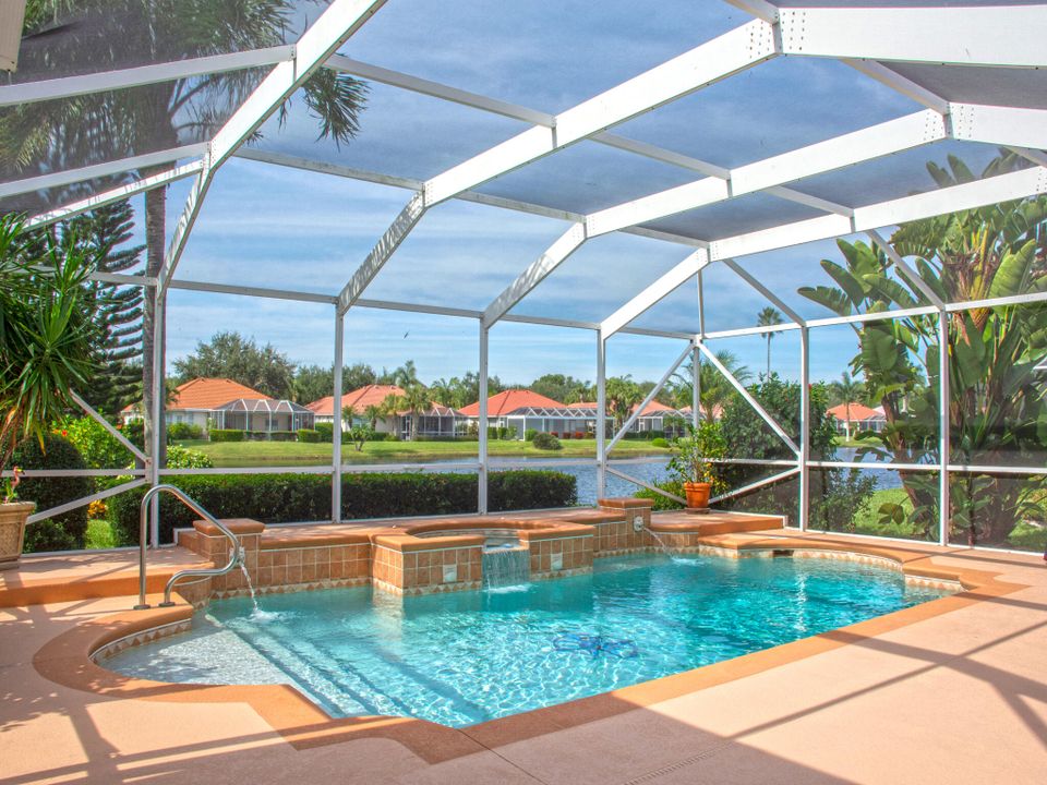 Activo con contrato: $439,900 (3 camas, 2 baños, 1664 Pies cuadrados)