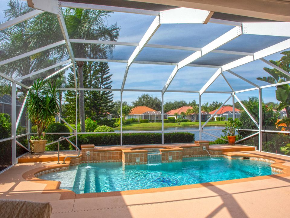 Activo con contrato: $439,900 (3 camas, 2 baños, 1664 Pies cuadrados)