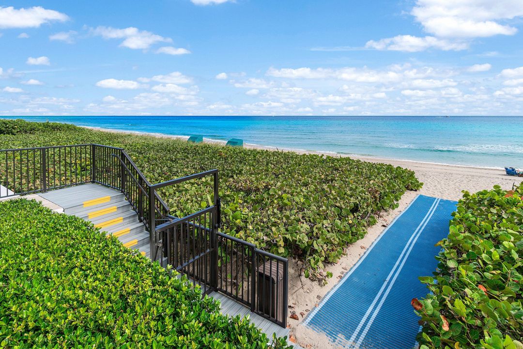 For Sale: $1,500,000 (2 beds, 2 baths, 1400 Square Feet)