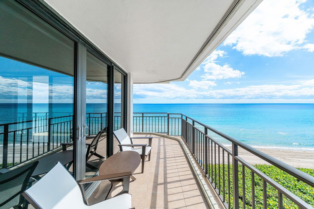 For Sale: $1,500,000 (2 beds, 2 baths, 1400 Square Feet)