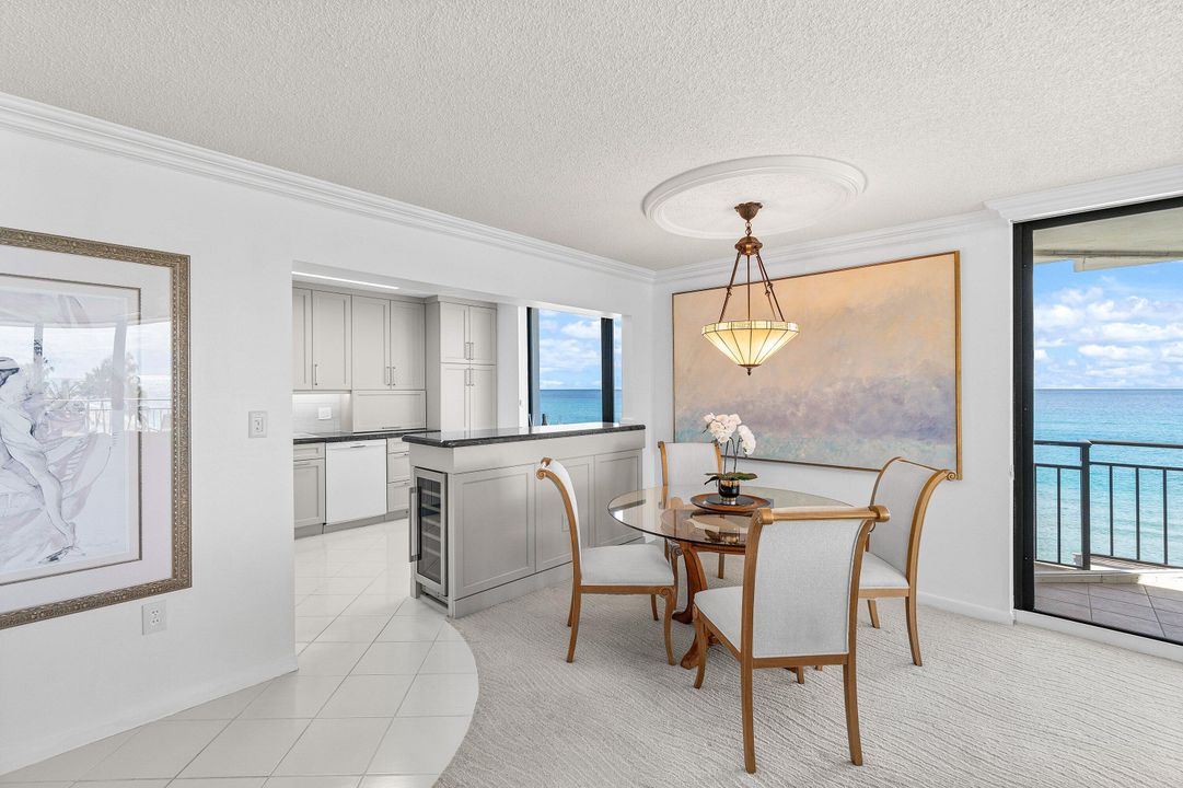 For Sale: $1,500,000 (2 beds, 2 baths, 1400 Square Feet)