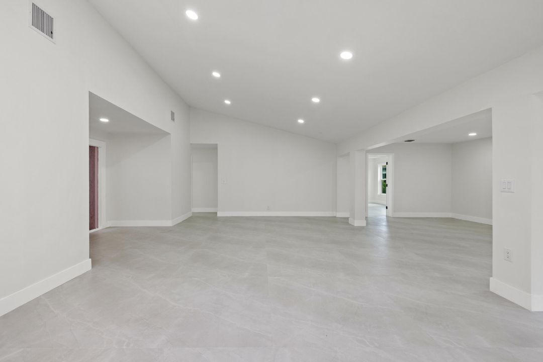 For Sale: $1,275,000 (5 beds, 3 baths, 2685 Square Feet)