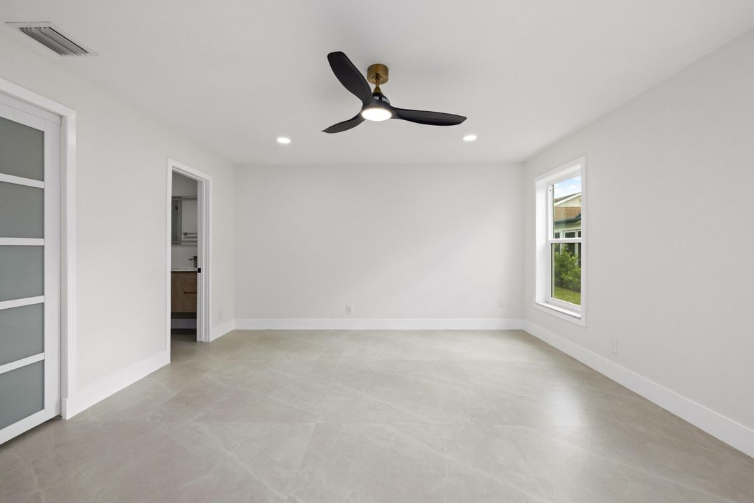 For Sale: $1,275,000 (5 beds, 3 baths, 2685 Square Feet)