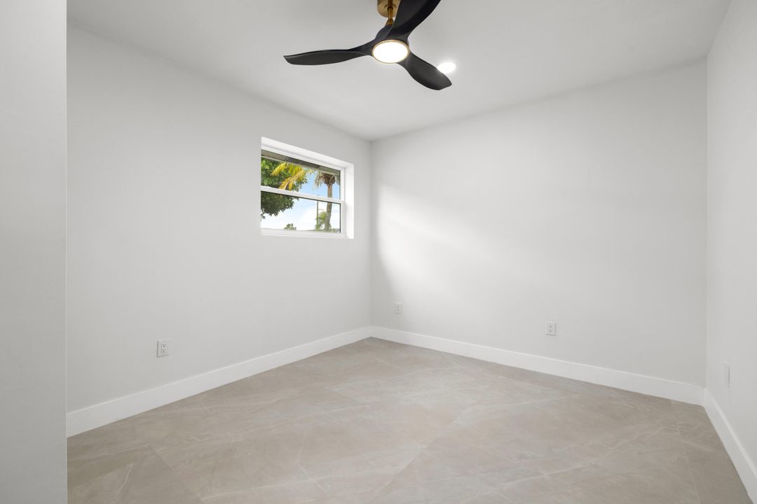 For Sale: $1,275,000 (5 beds, 3 baths, 2685 Square Feet)