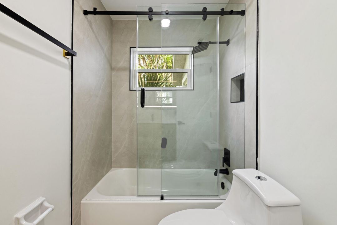 For Sale: $1,275,000 (5 beds, 3 baths, 2685 Square Feet)