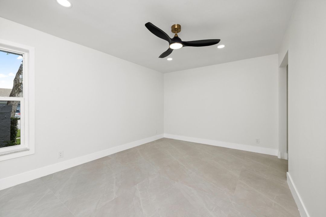 For Sale: $1,275,000 (5 beds, 3 baths, 2685 Square Feet)