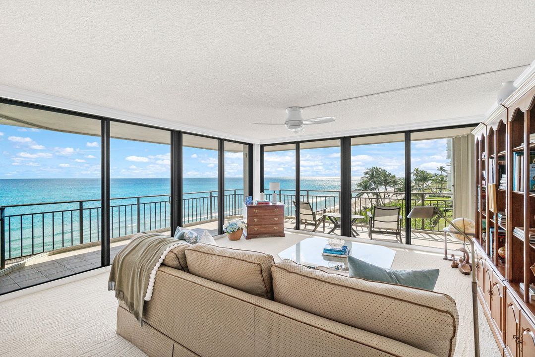 For Sale: $1,500,000 (2 beds, 2 baths, 1400 Square Feet)