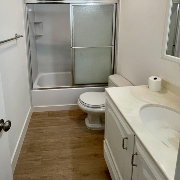 For Rent: $2,500 (2 beds, 1 baths, 1024 Square Feet)
