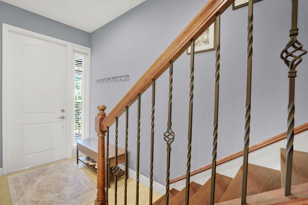 Active With Contract: $3,450 (3 beds, 2 baths, 2278 Square Feet)